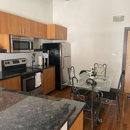 Charming 2 Bedroom Apartment Near Vcu Richmond Exterior foto