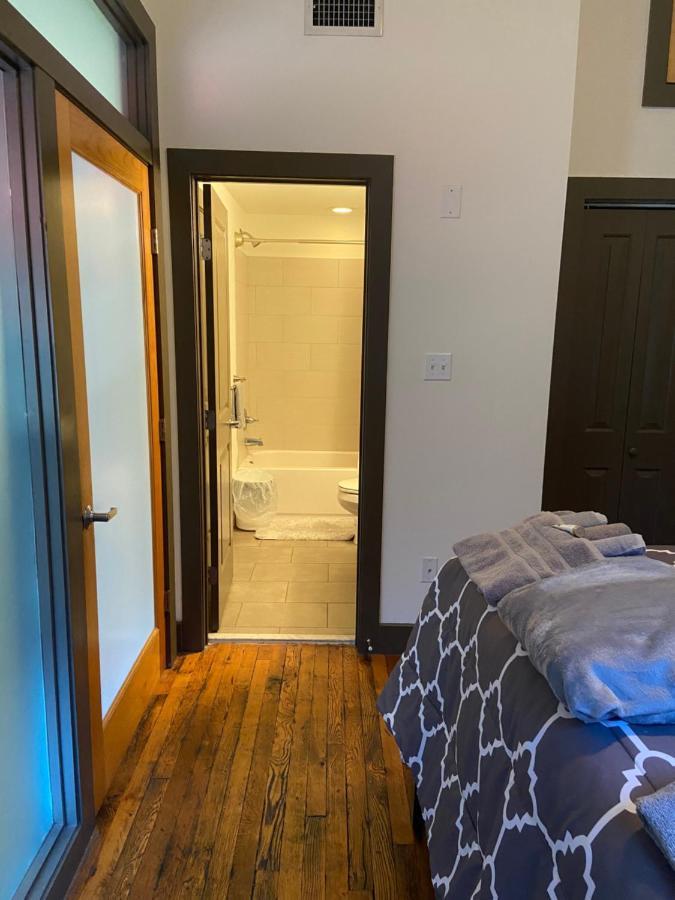 Charming 2 Bedroom Apartment Near Vcu Richmond Exterior foto
