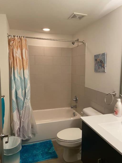 Charming 2 Bedroom Apartment Near Vcu Richmond Exterior foto