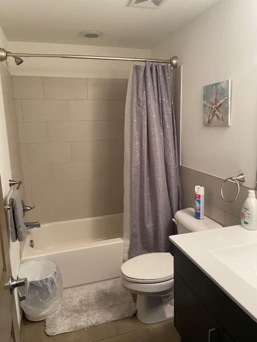 Charming 2 Bedroom Apartment Near Vcu Richmond Exterior foto